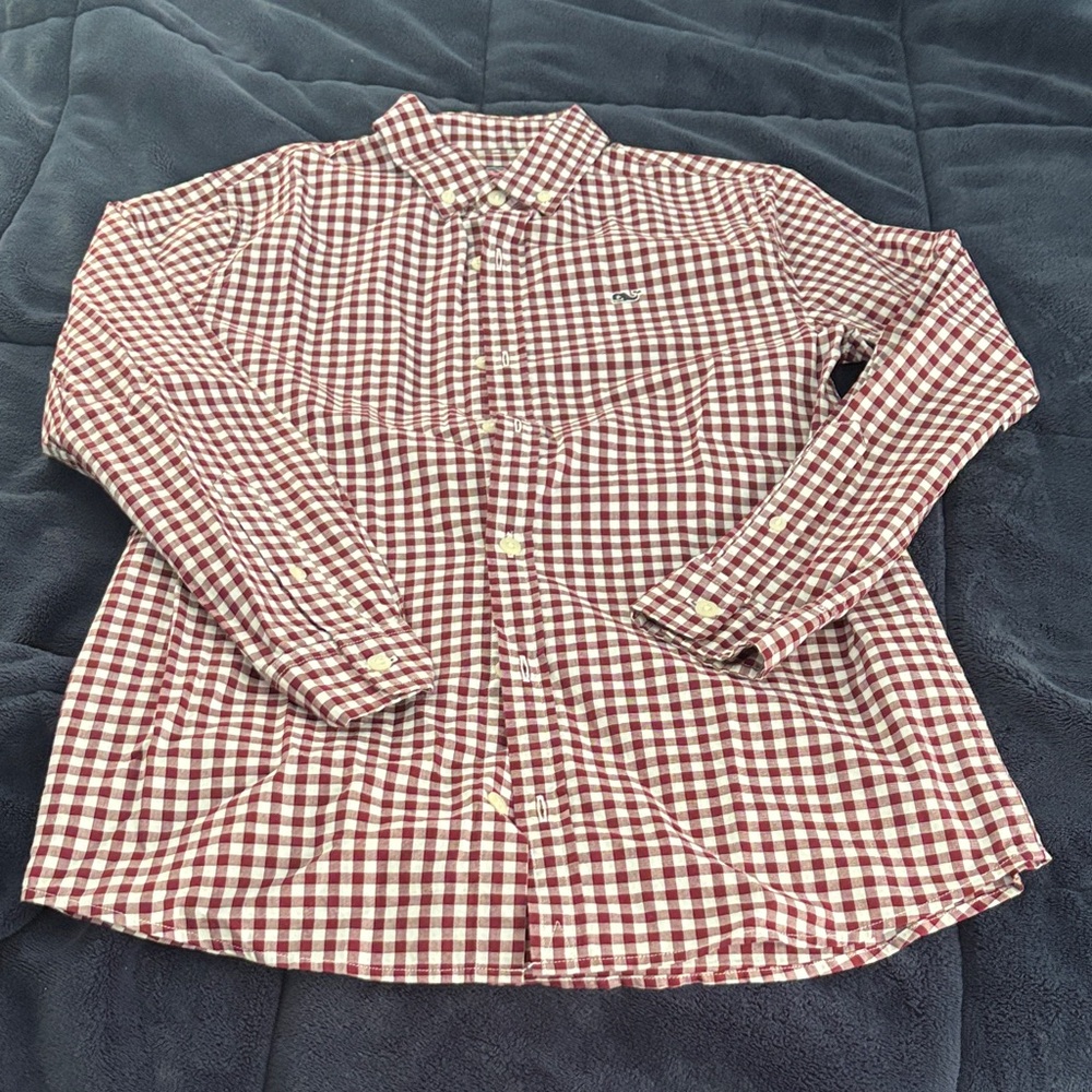 Boy’s NWT maroon and white gingham Vineyard Vines button down
